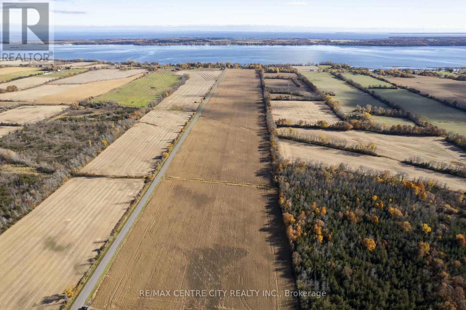Photo de la propriété:  408 Concession 1 Road  ON K7R 3K7 