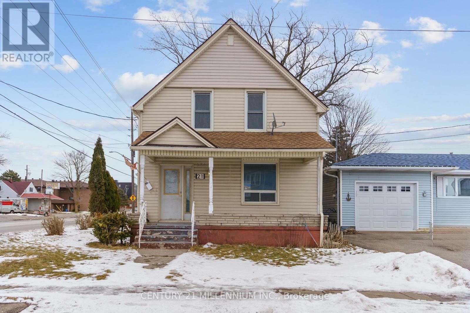Property Photo:  21 Bridge Street East  ON L3K 2G9 