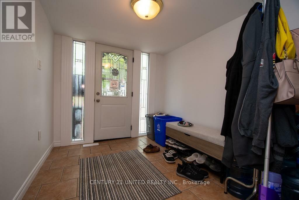 Property Photo: 71 Cedar Drive ON K0L 1Y0