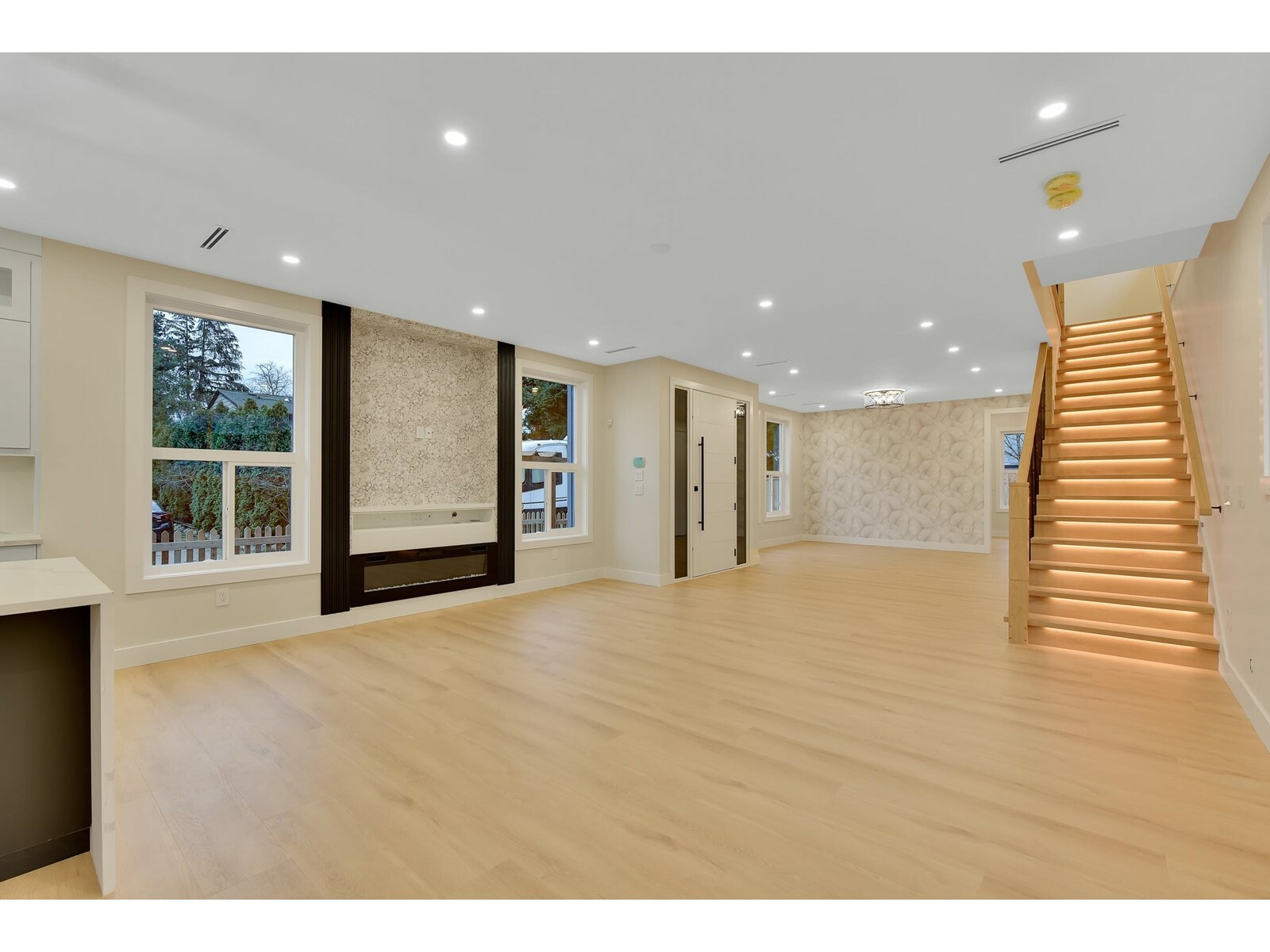 Property Photo: 20265 98 BC V1M 3E4