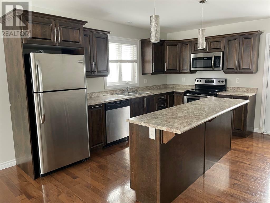 Property Photo: 39 Nautilus Street NL A1B 0G5
