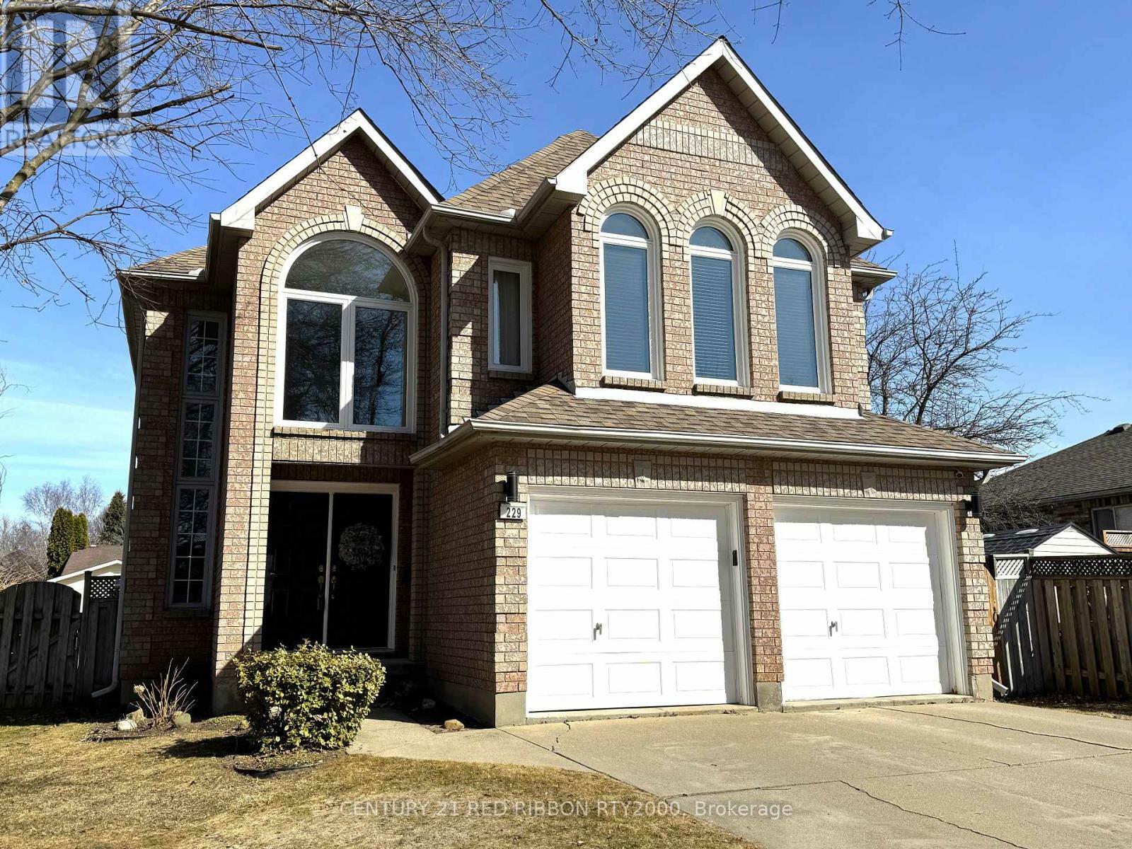 229 Marla Court  Strathroy-Caradoc (NE) ON N7G 4L8 photo