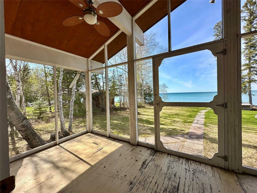 Property Photo: 140 Snake Island Way MB R9A 1K9
