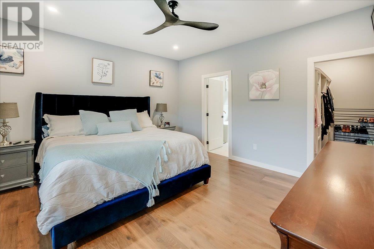 Property Photo: 2391 McBride Street BC V1R 3A6