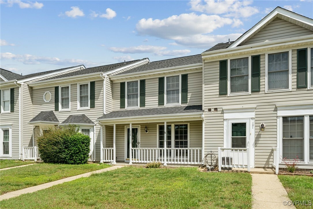 Property Photo: 119 Sterling Court VA 23693