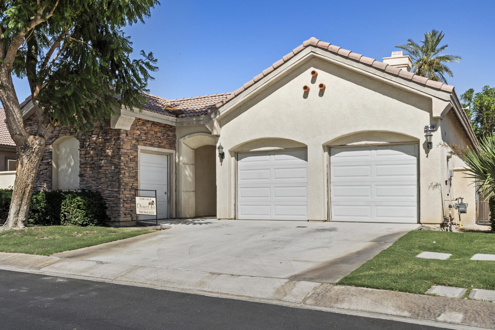 Property Photo:  49418 Wayne Street  CA 92201 