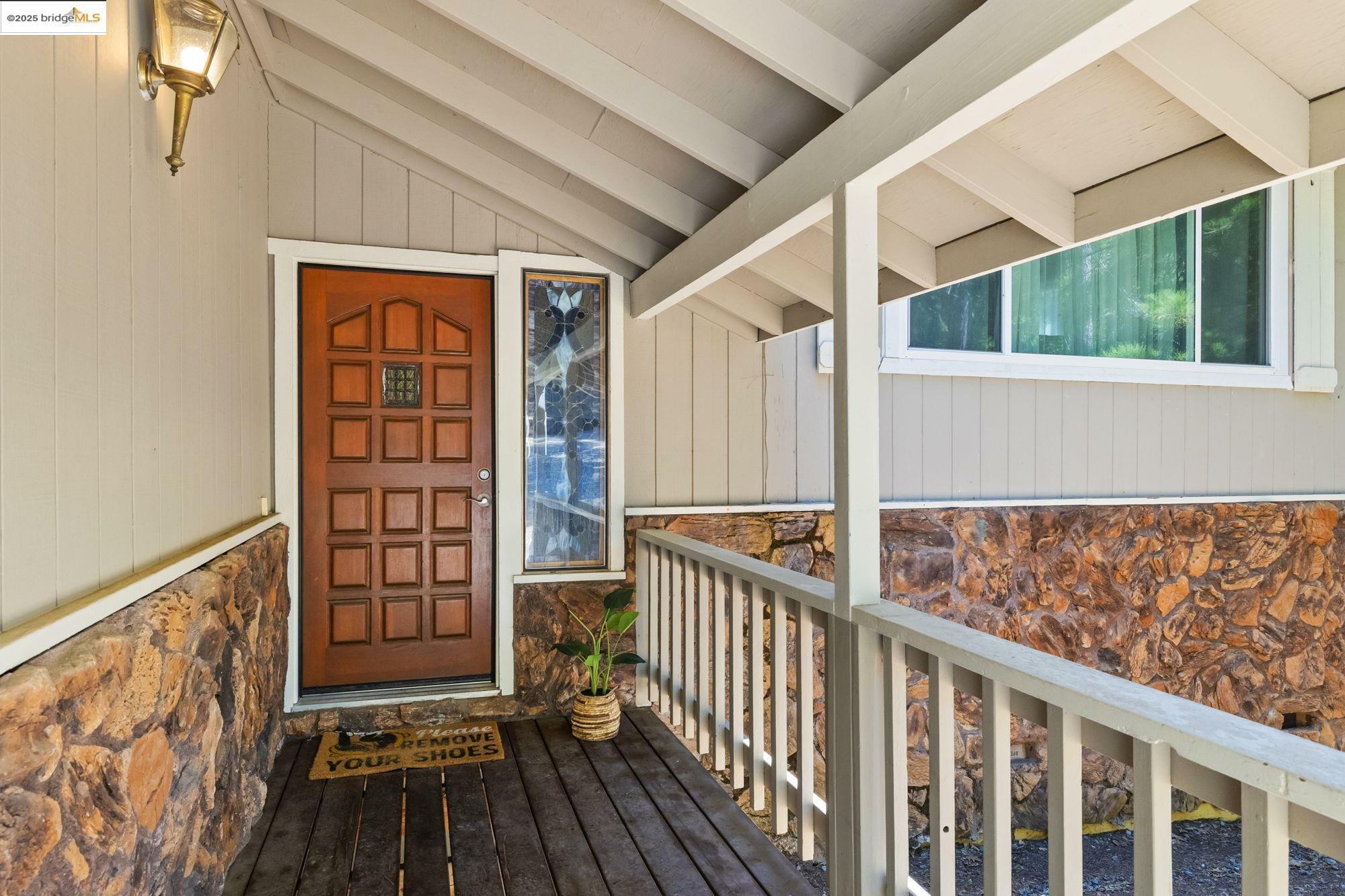Property Photo: 24725 Prospector Dr. CA 95346