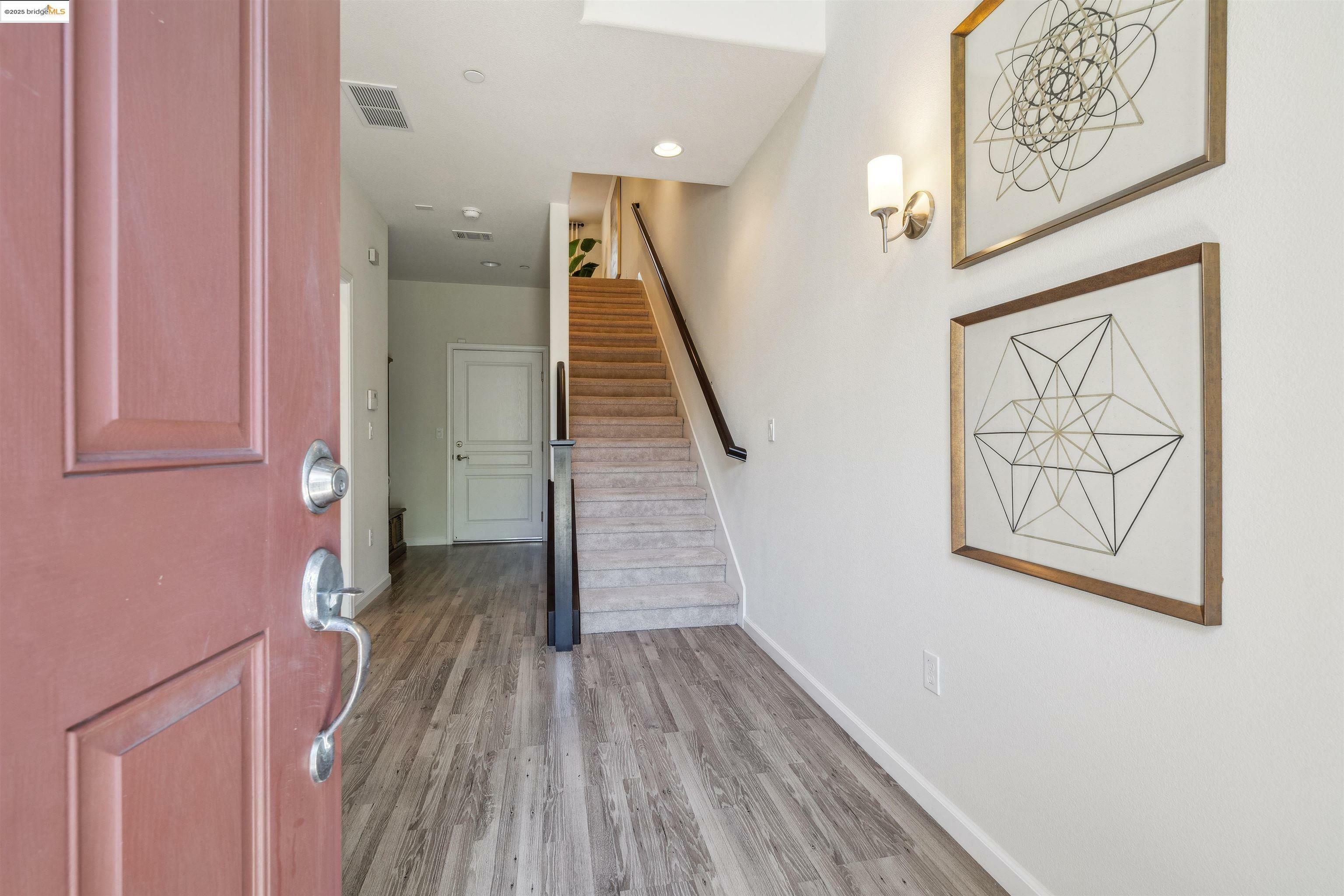 Property Photo: 1004 Maritime Way CA 94804