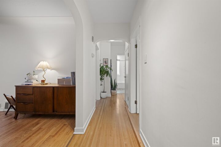 Property Photo:  10966 117 Street NW  AB T5H 3N6 