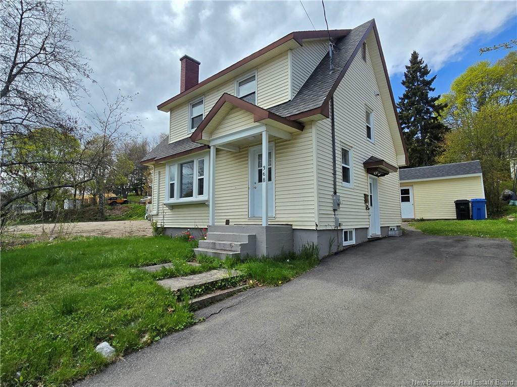 368 Princess Street  Bathurst NB E2A 2R5 photo