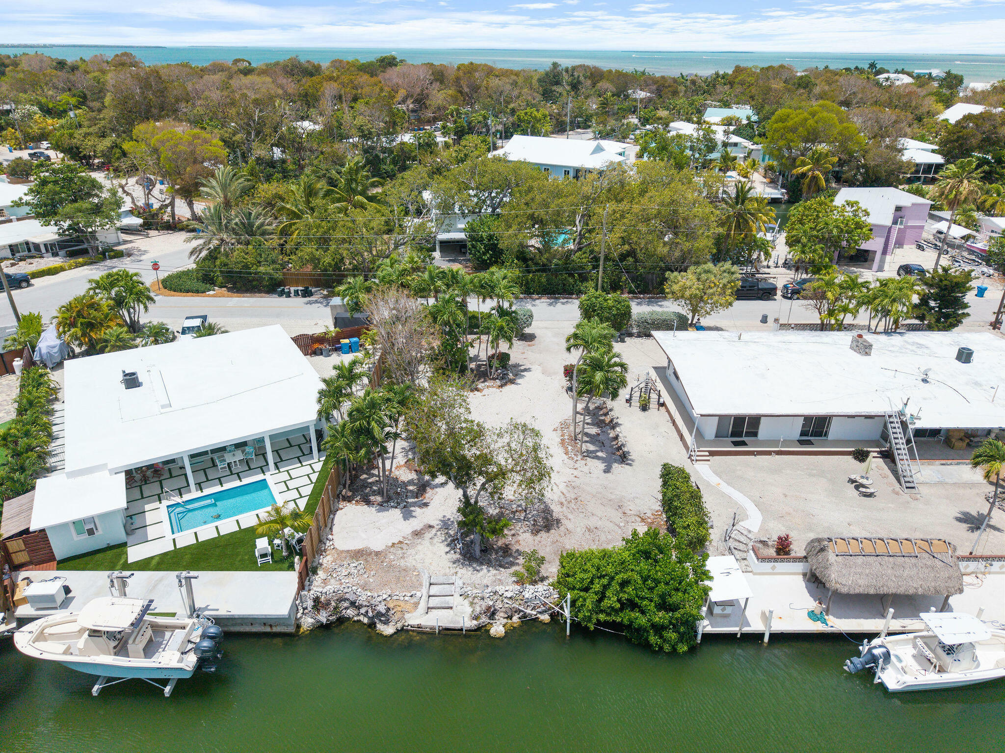 Property Photo: 210 Pueblo Street FL 33070