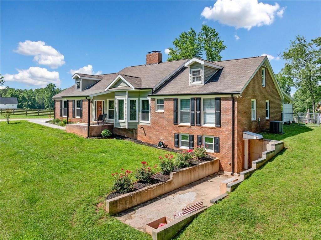 Property Photo: 2144 Cowart Road GA 30534
