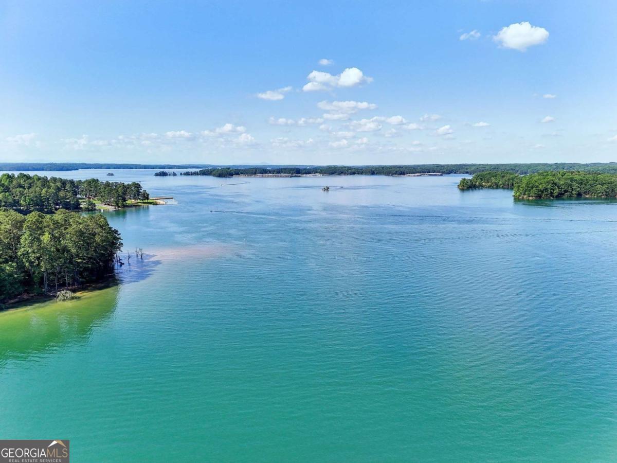 Property Photo: 6678 Gaines Ferry Road GA 30542