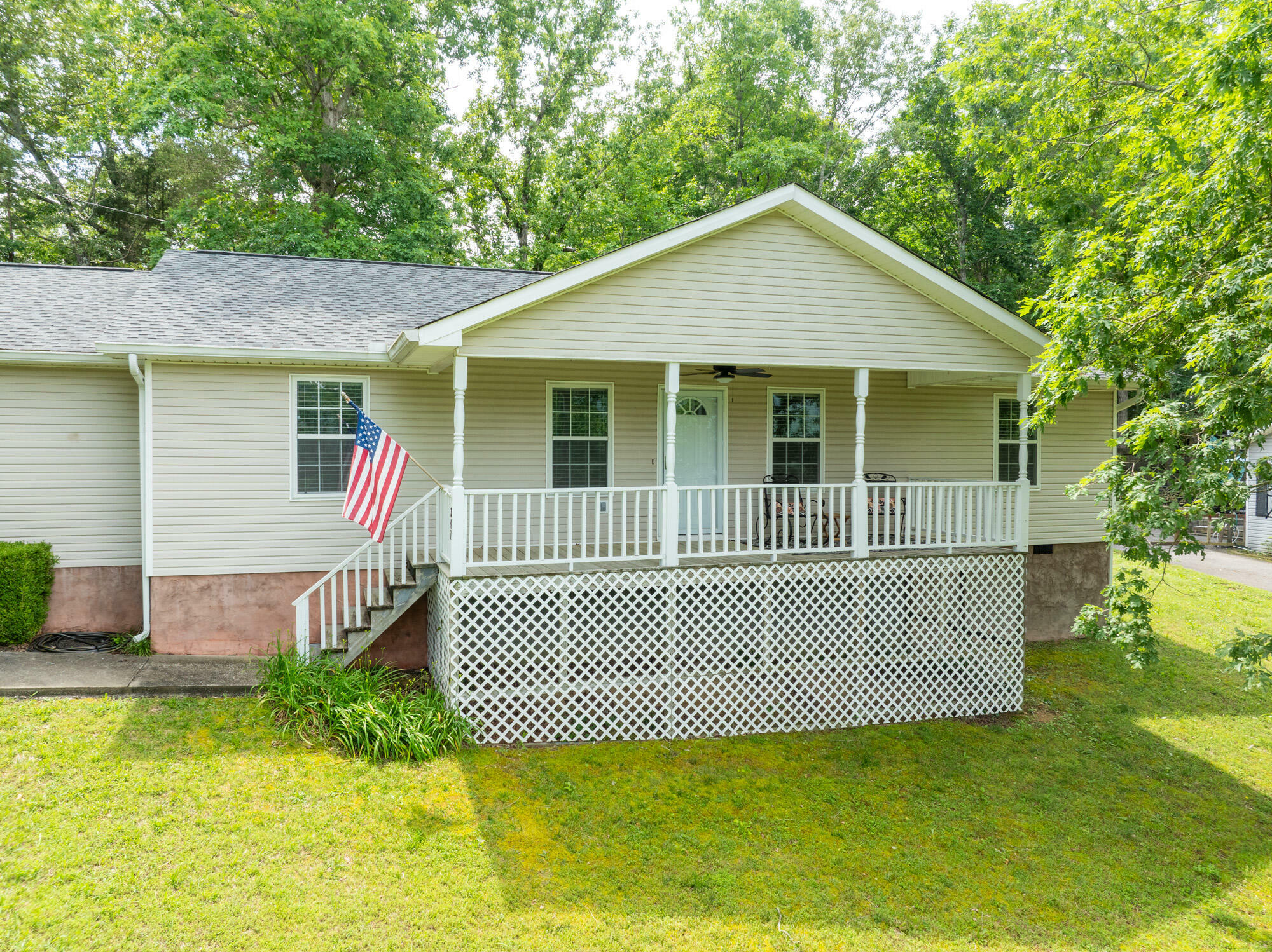 Property Photo: 347 Highland Drive TN 37327