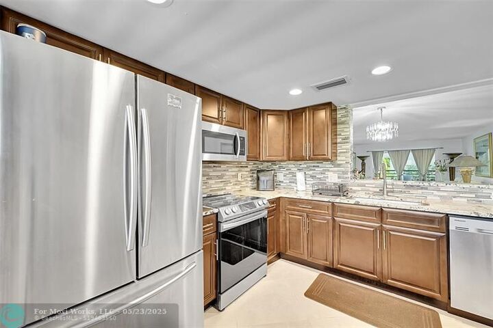 2804 Victoria Way C3  Coconut Creek FL 33066 photo