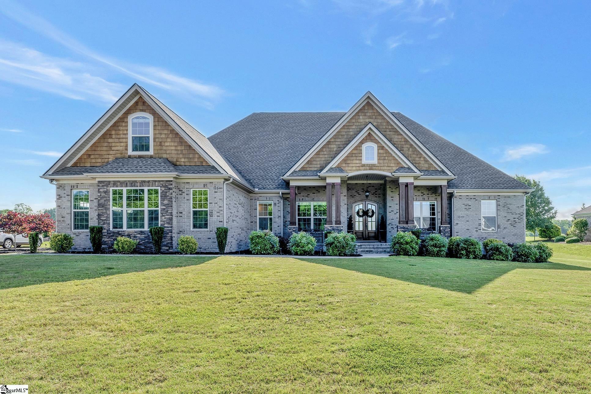 Property Photo: 115 Gleneagles Road SC 29322