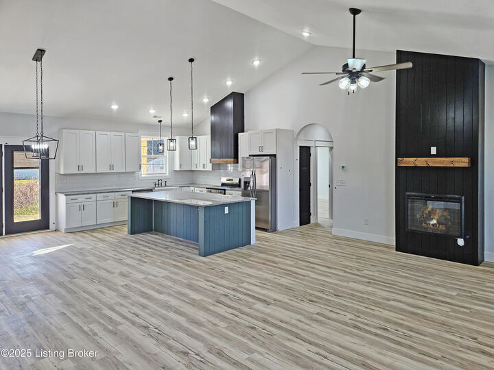 Property Photo:  106 Blatina Dr  KY 40175 