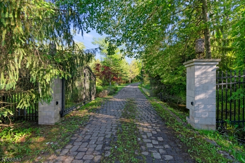 Property Photo: 147 Liberty Corner Rd NJ 07920