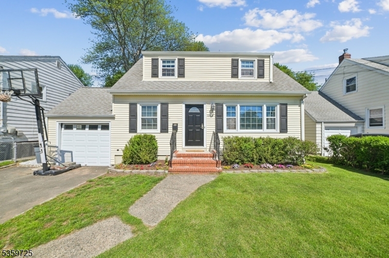 Property Photo: 1052 Creger Ave NJ 07083