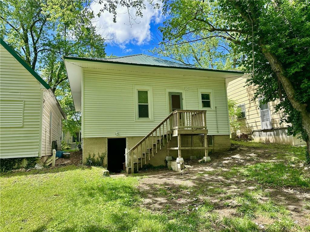 Property Photo:  206 S Main Street  MO 64683 