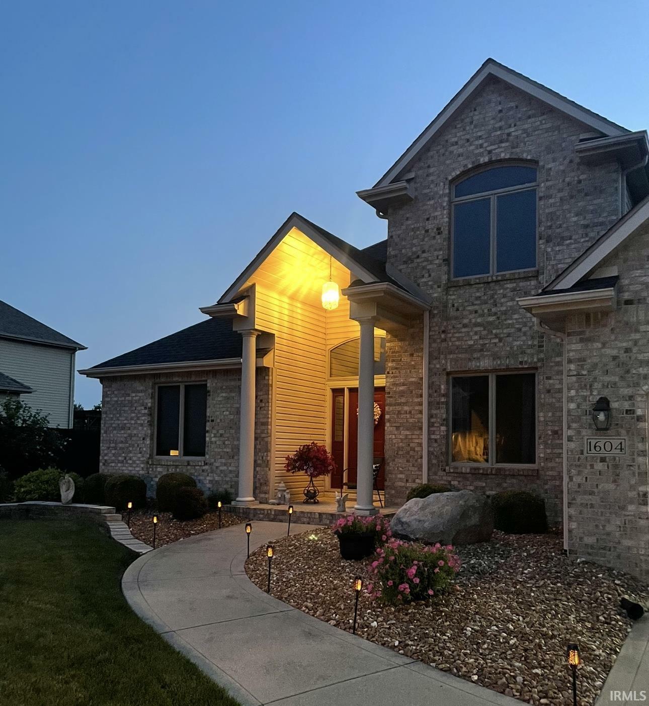 Property Photo:  1604 Brook Court  IN 46777 