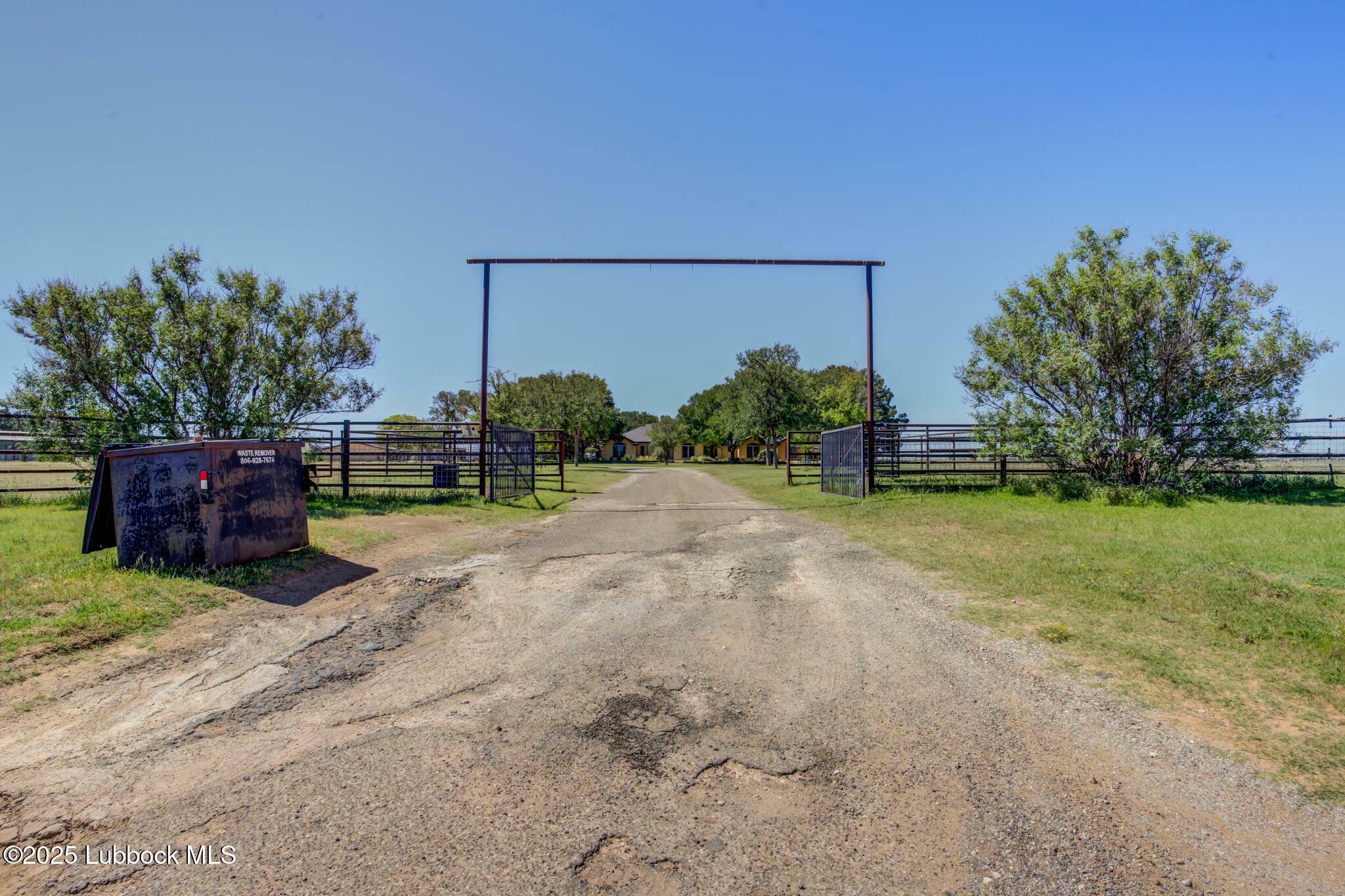 Property Photo: 9009 County Rd 7500 TX 79382