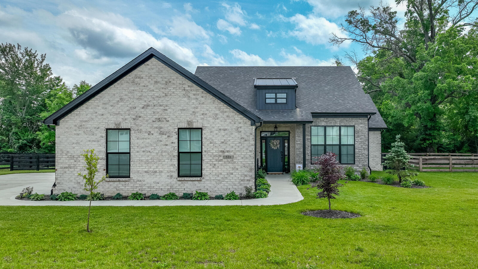Property Photo: 531 Chickasaw Drive KY 40475