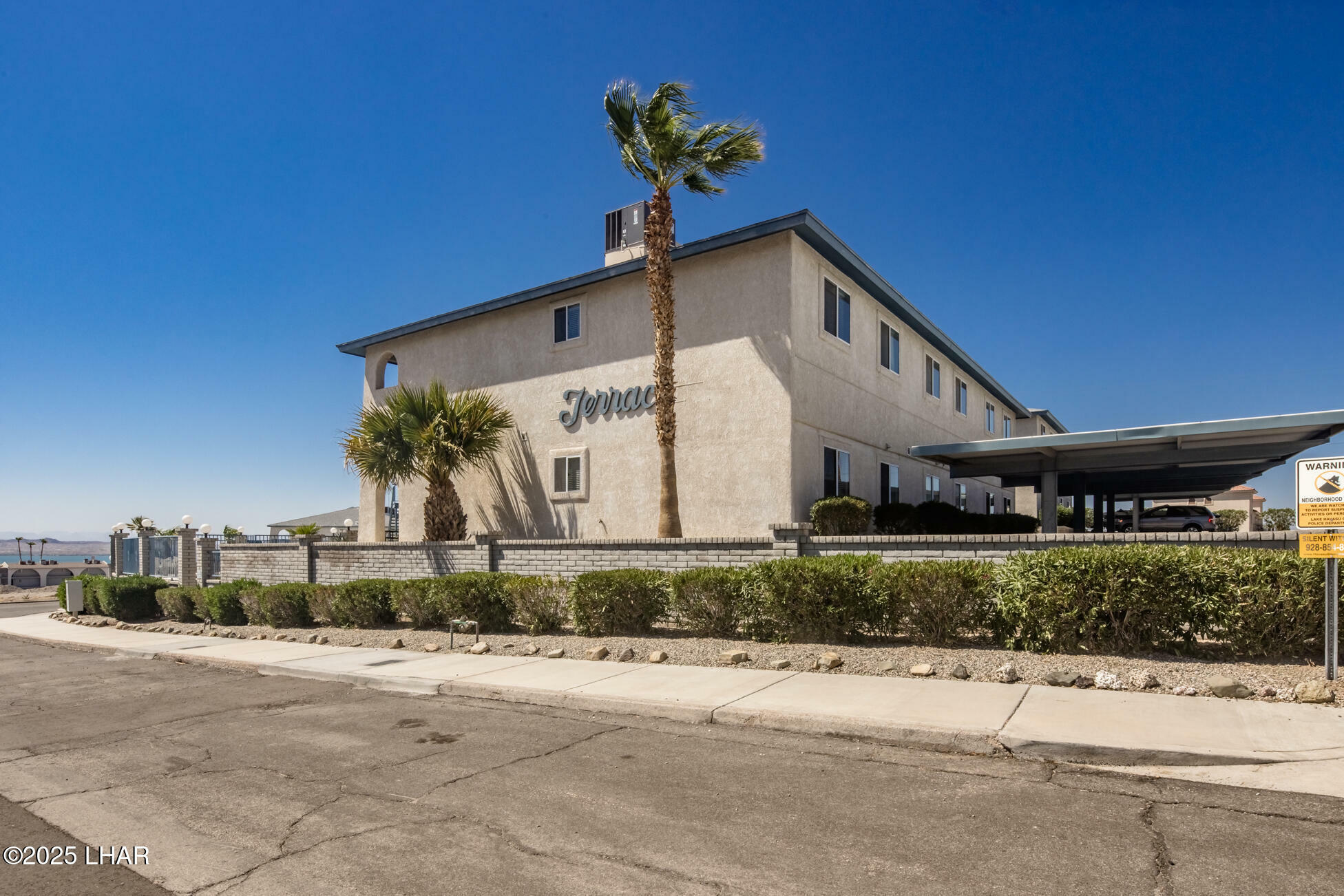Property Photo: 1795 Bimini Ln A4 AZ 86403