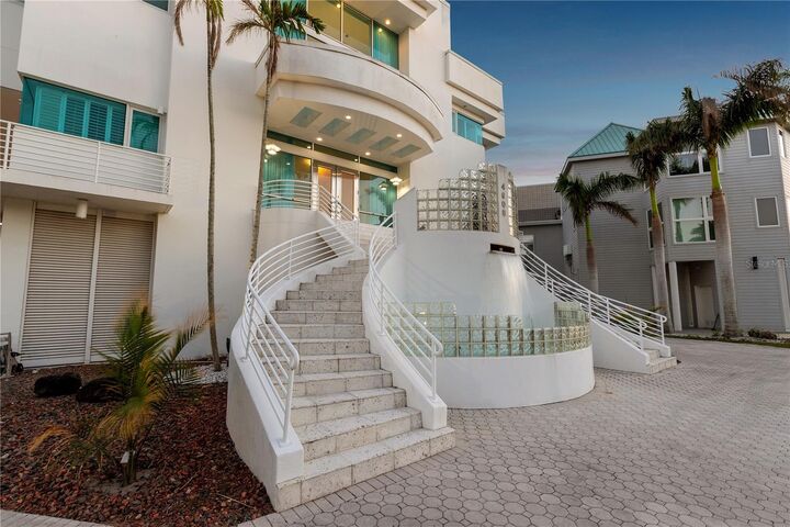 Property Photo: 4908 64th Drive W FL 34210