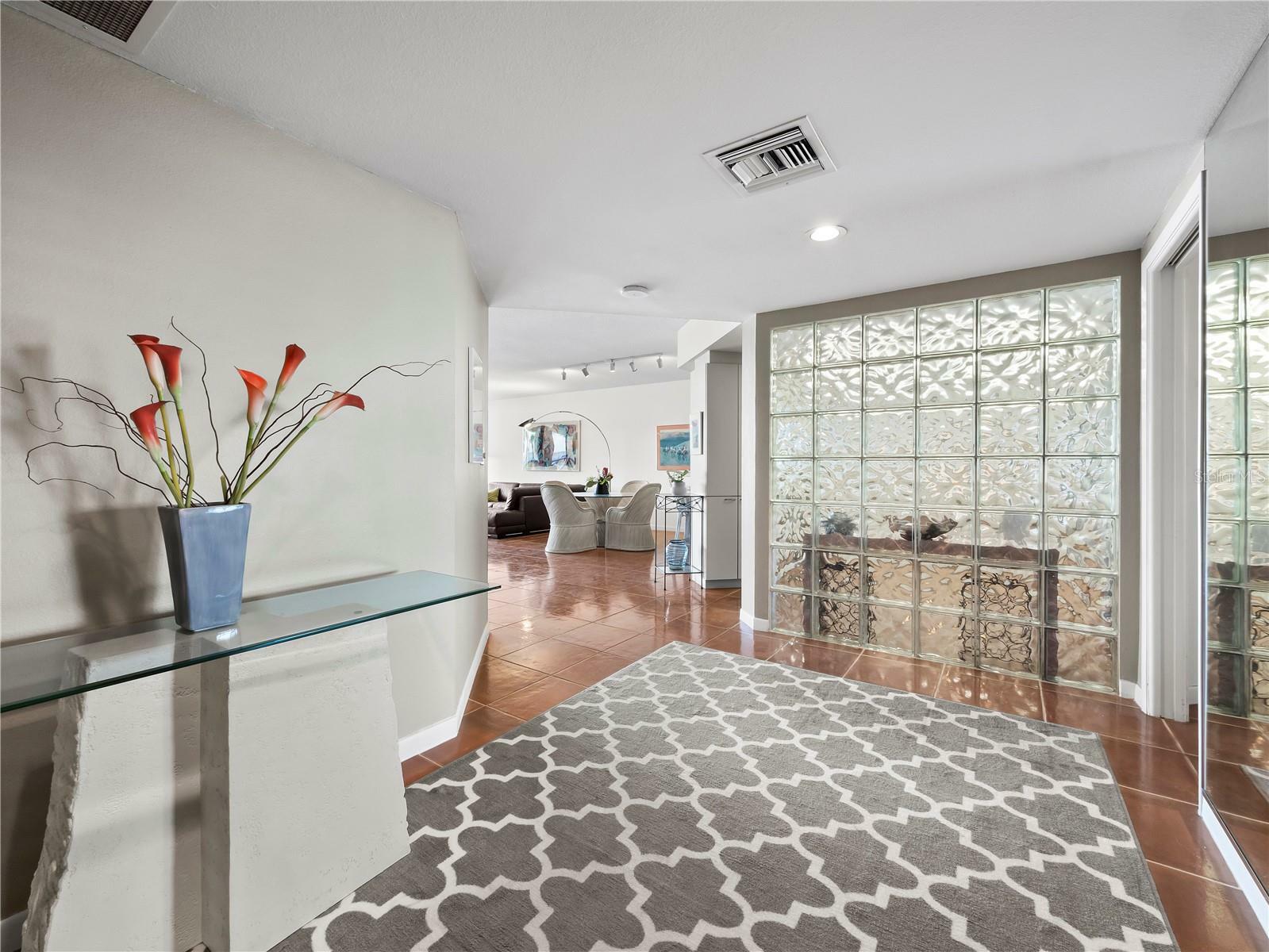 Property Photo: 2120 Harbourside Drive 617 FL 34228
