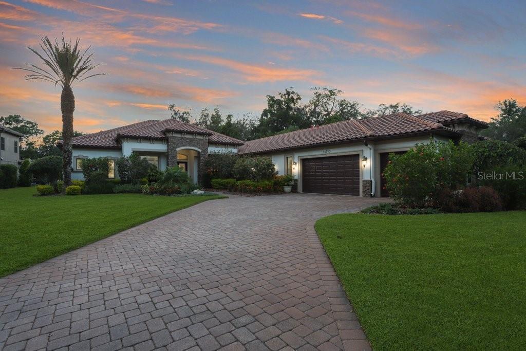 Property Photo: 14910 Tom Fazio Court FL 33626