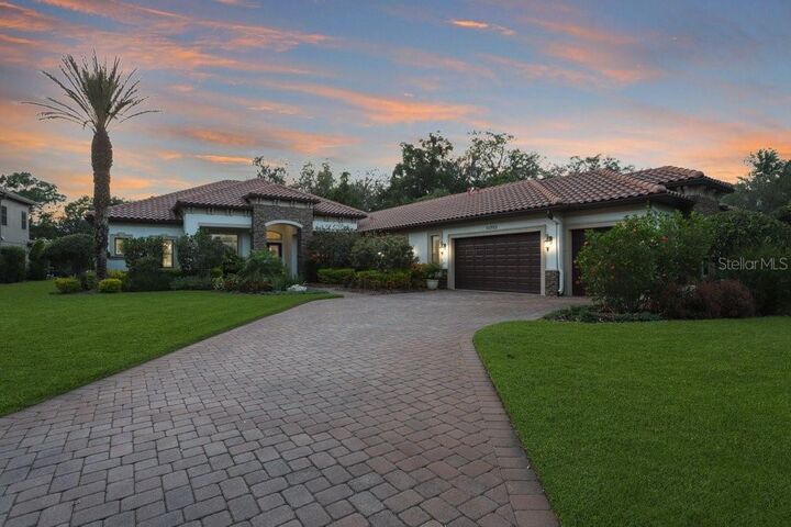 Property Photo:  14910 Tom Fazio Court  FL 33626 