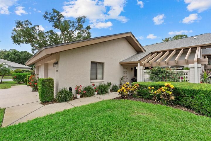 Property Photo: 4505 Kingsmere 2 FL 34235
