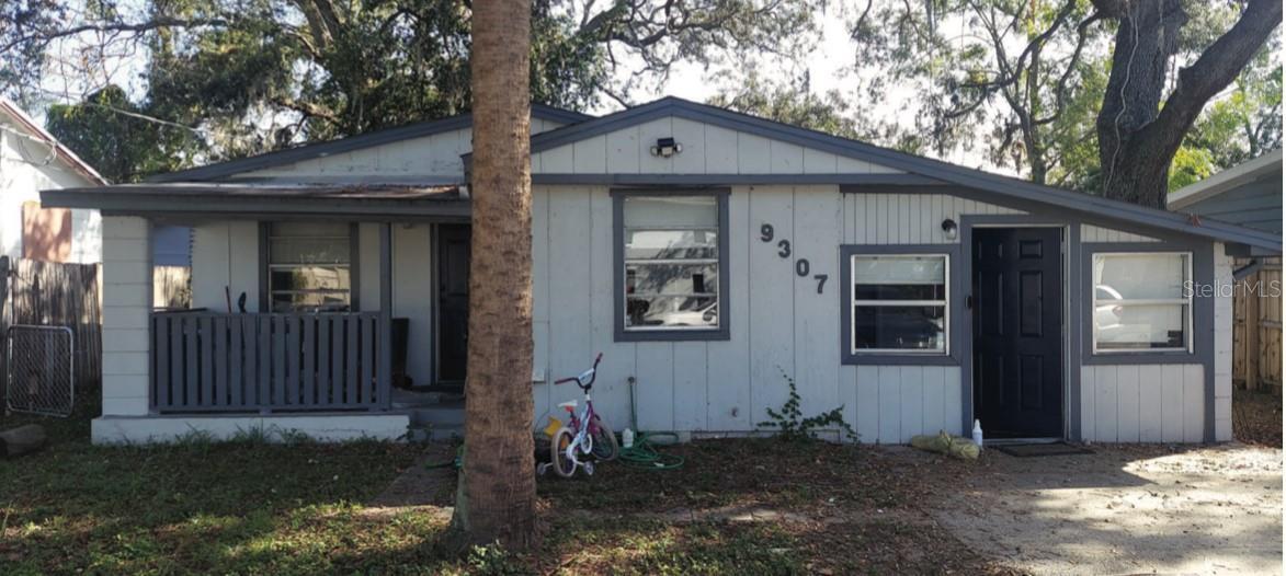 Property Photo: 9307 N 16th Street FL 33612