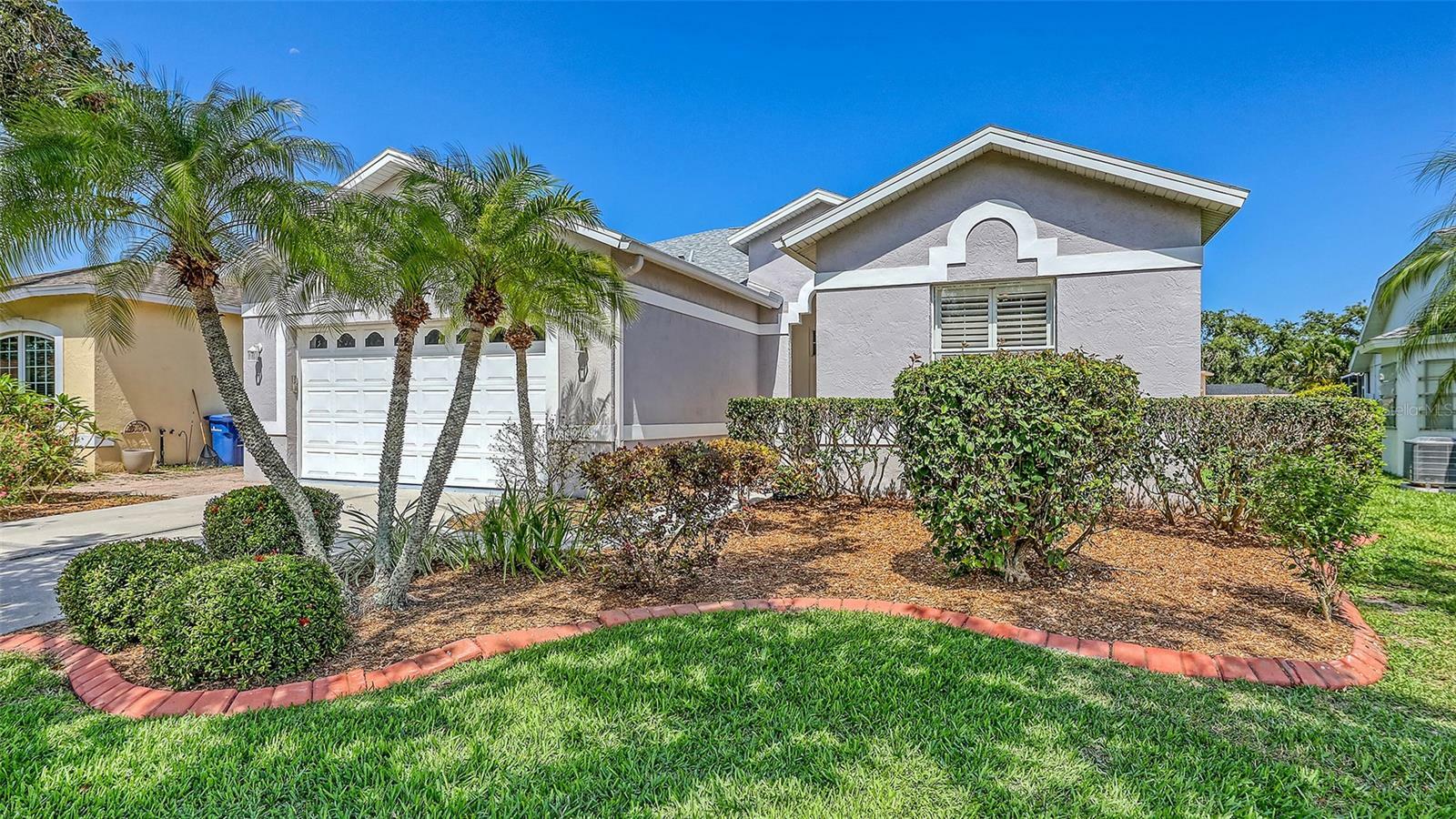Property Photo: 4208 Balmoral Way FL 34238