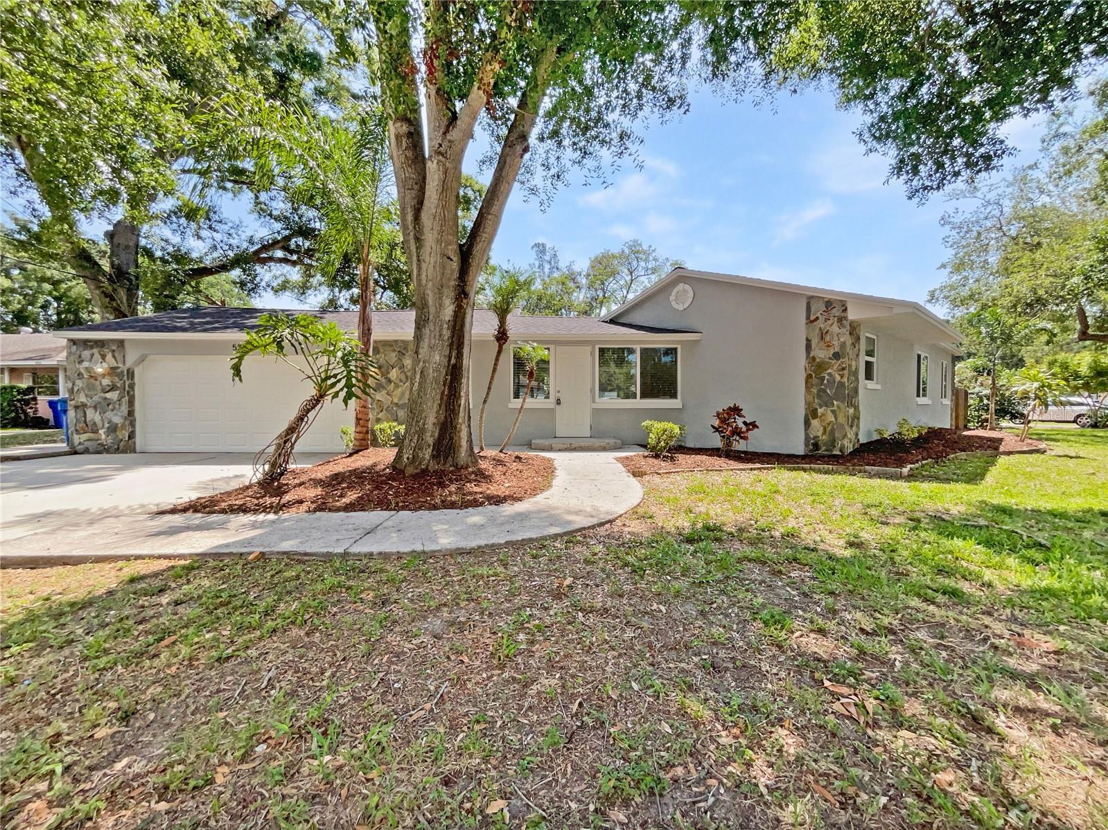 5225 20th Street N  St Petersburg FL 33714 photo