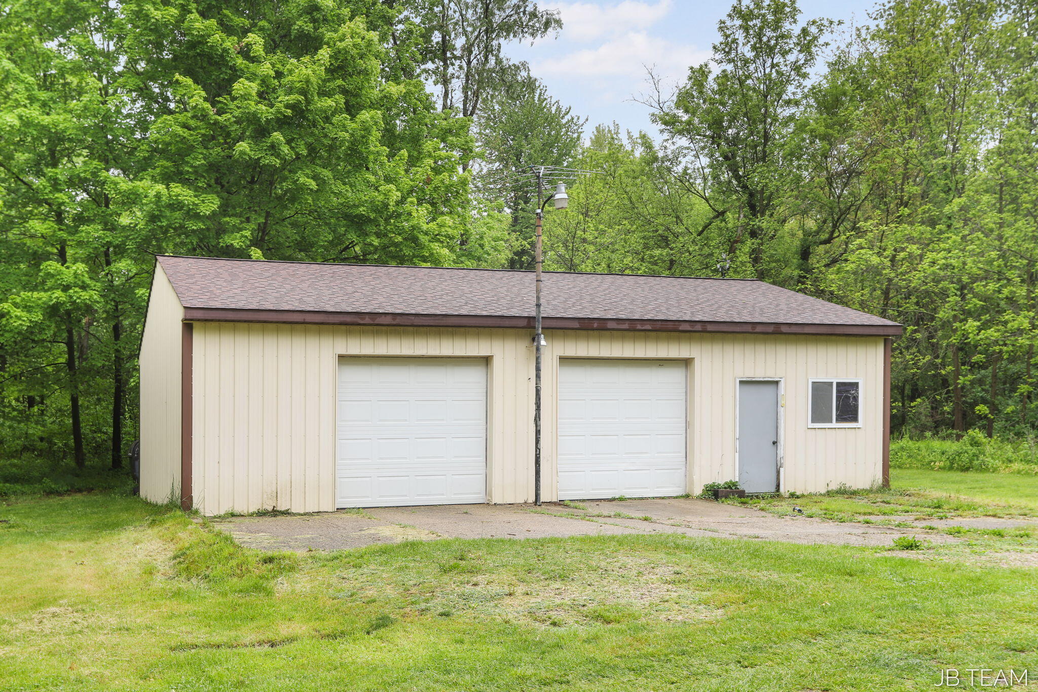 Property Photo: 1211 107th Avenue MI 49078