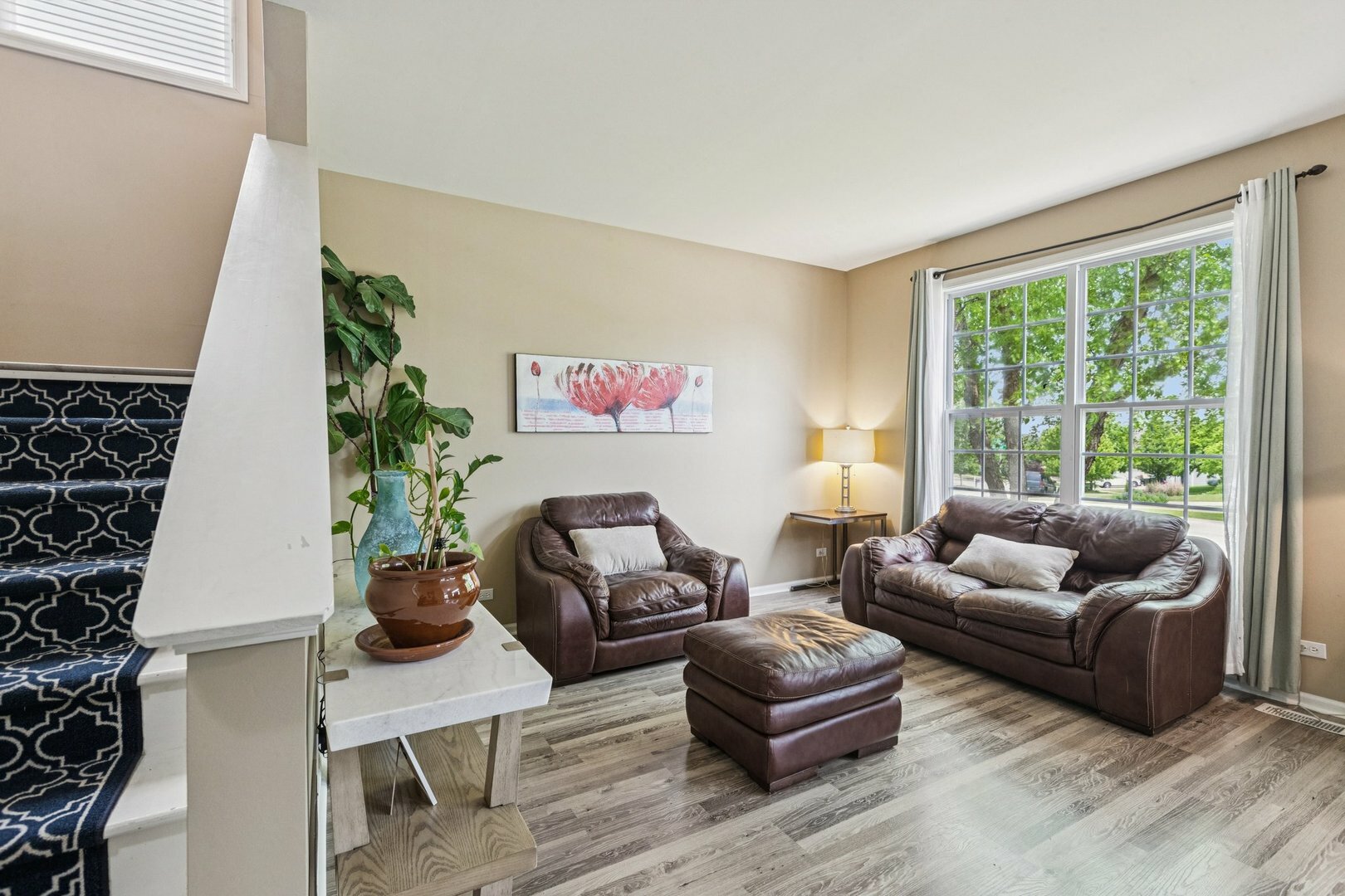 Property Photo: 1885 W Greenleaf Court IL 60073