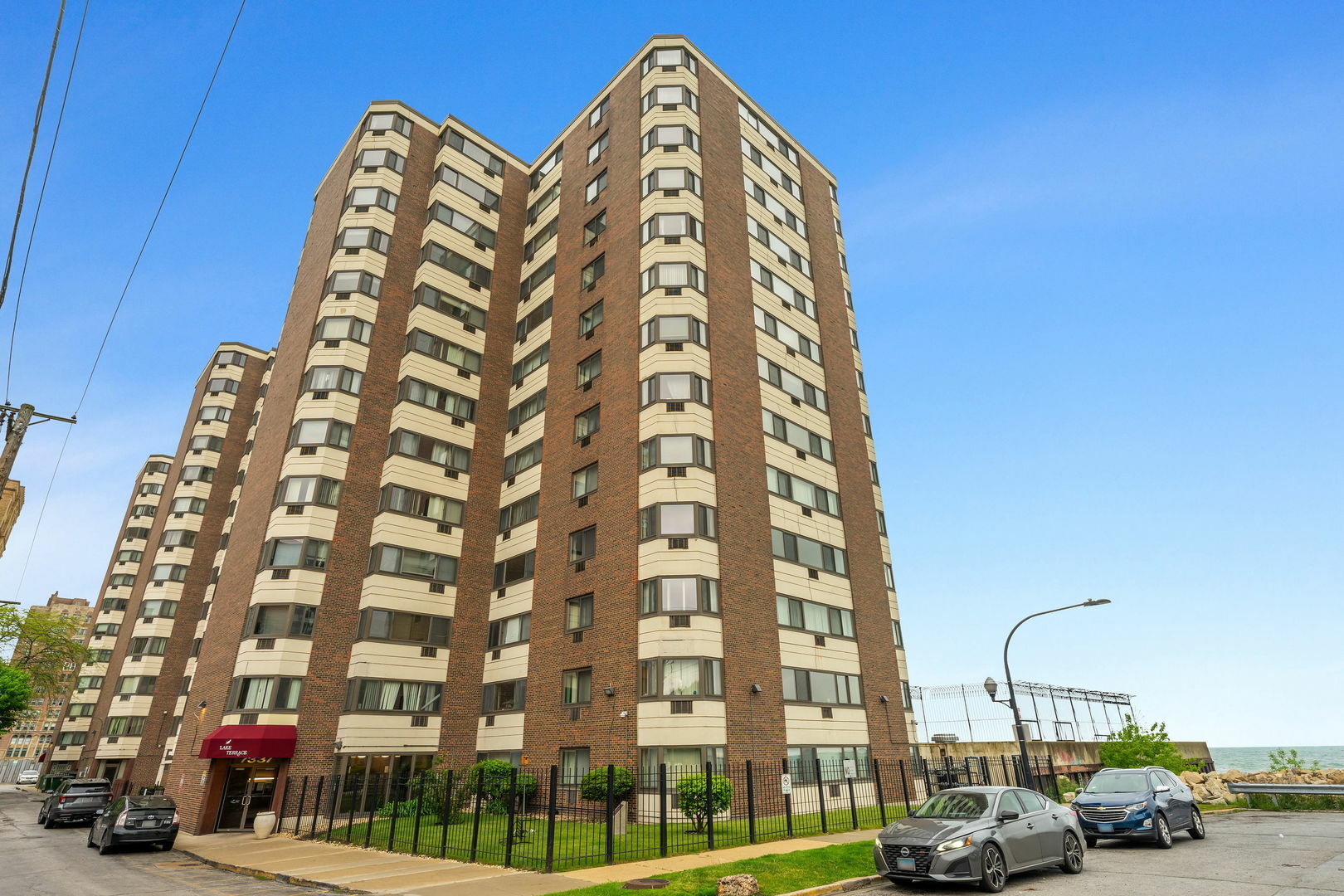 Property Photo:  7337 S South Shore Drive 712  IL 60649 