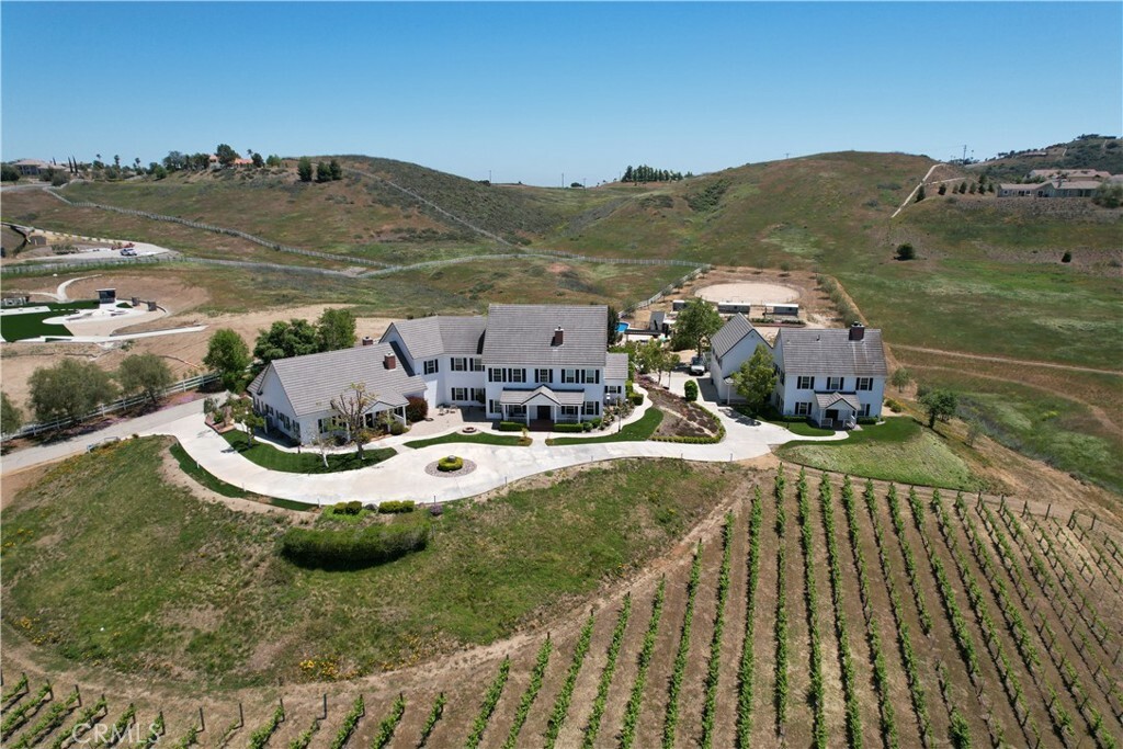 Property Photo: 36475 Avenida La Cresta CA 92562