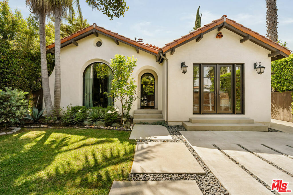 Property Photo: 459 N Crescent Heights Boulevard CA 90048
