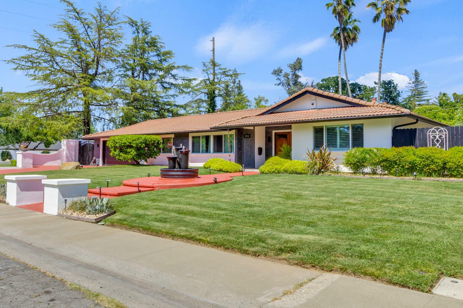 Property Photo: 590 Kevington Court CA 95864