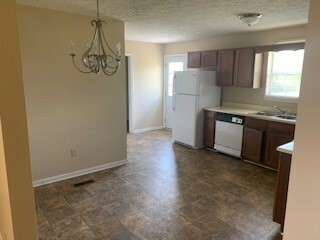 Property Photo: 924 Linda Dr KY 42262