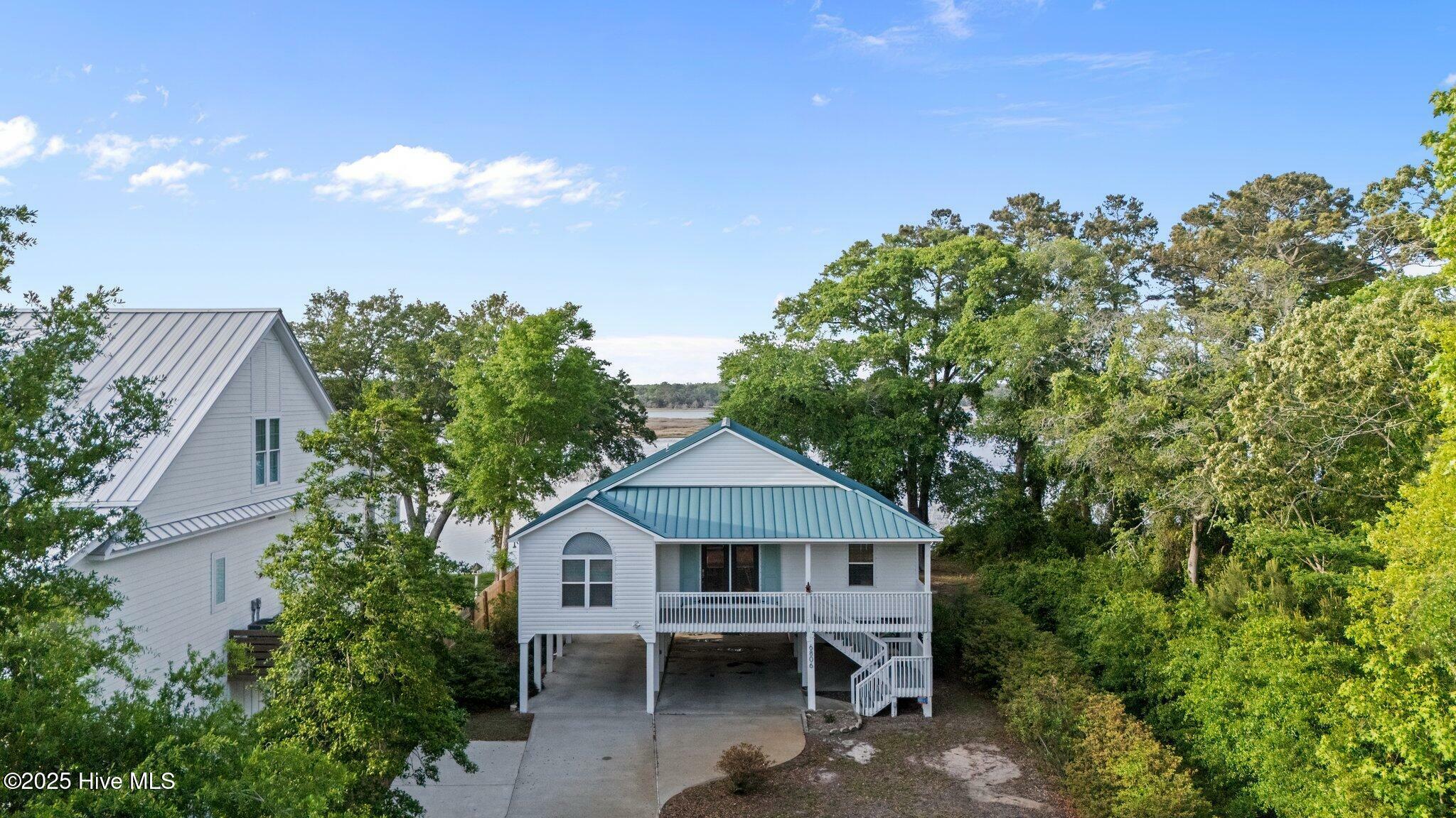 Property Photo: 6806 E Yacht Drive NC 28465
