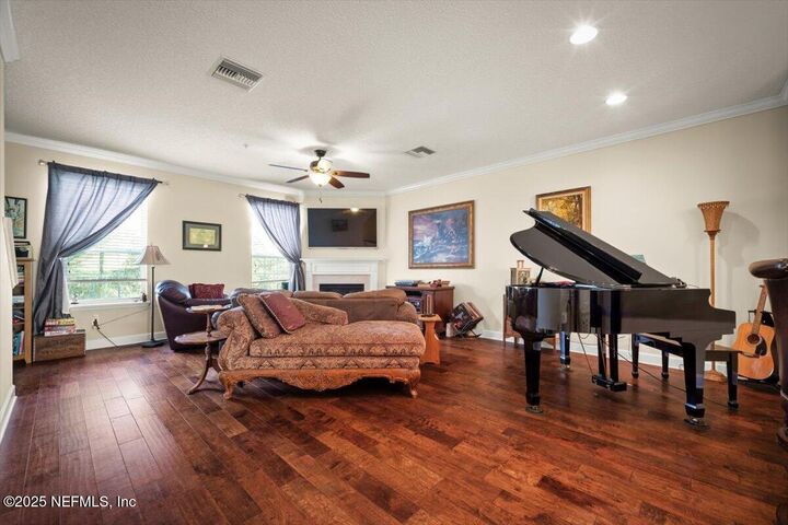 Property Photo:  4316 Ellipse Drive  FL 32246 