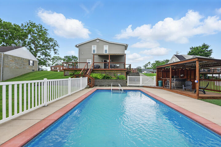 Property Photo: 17 Harrison Avenue KY 41073