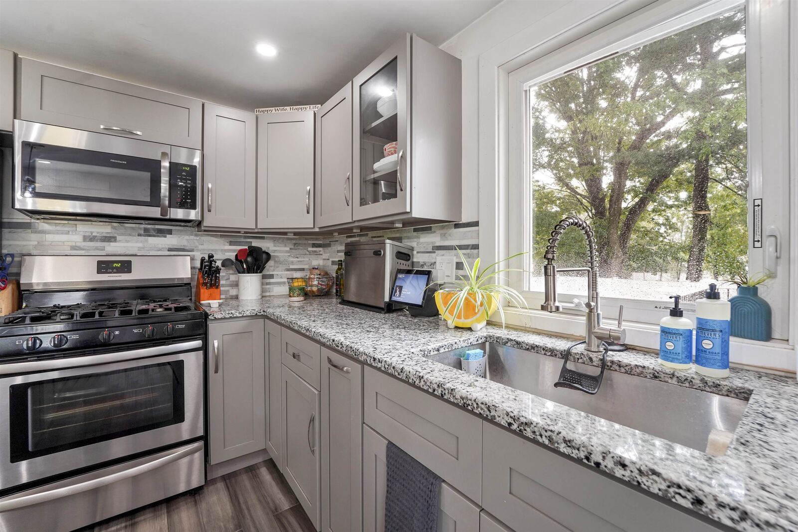 Property Photo: 610 S Main Street NH 03060