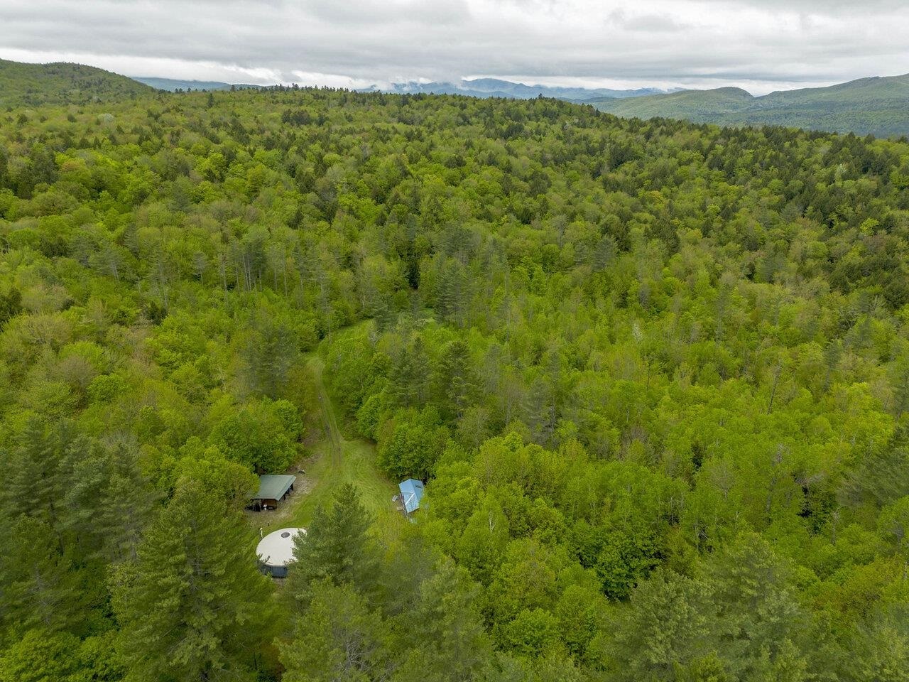 Property Photo: 1006 Brownsville Road VT 05660
