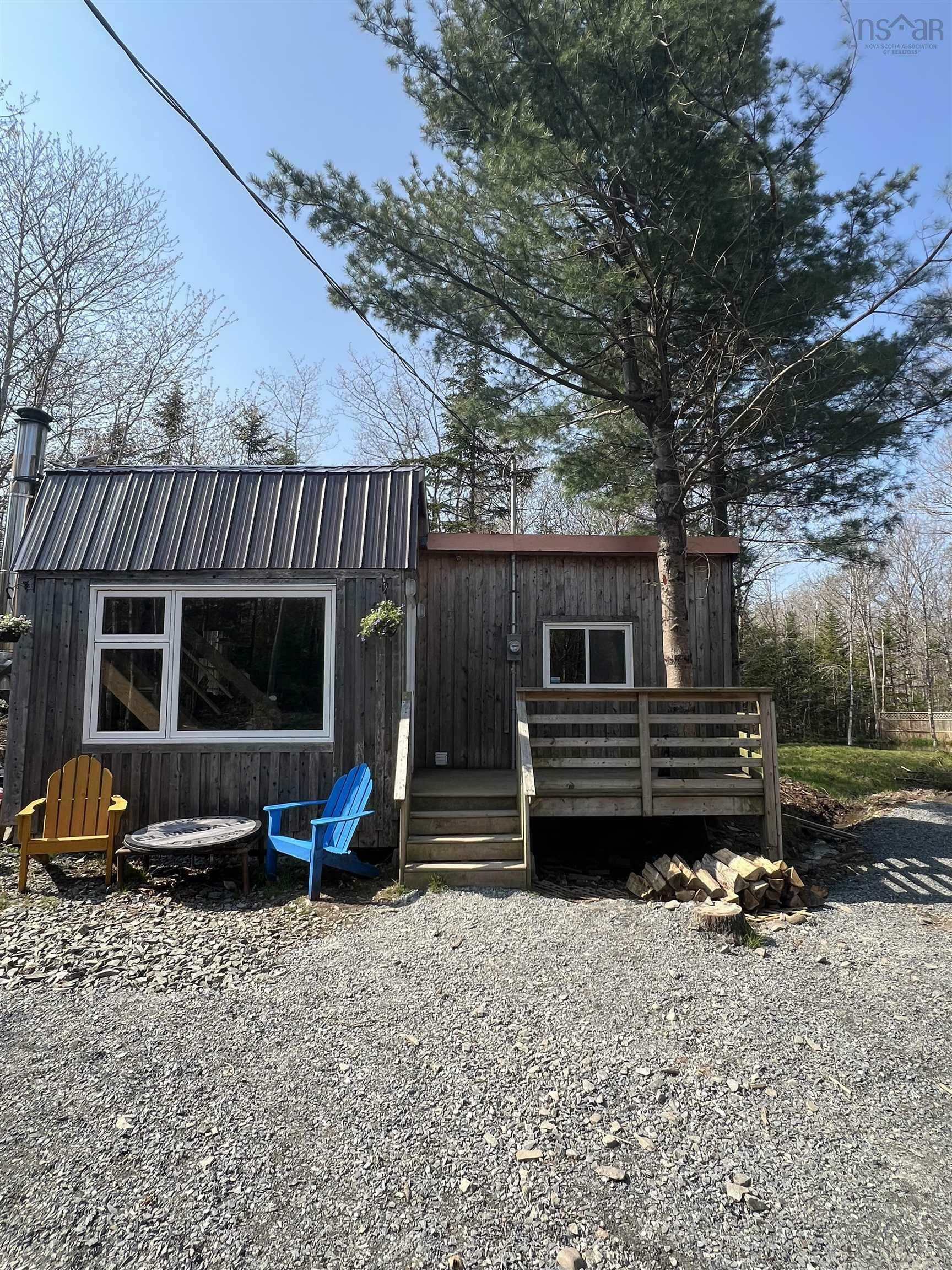 Property Photo: 198 Alpine Drive NS B0N 2J0