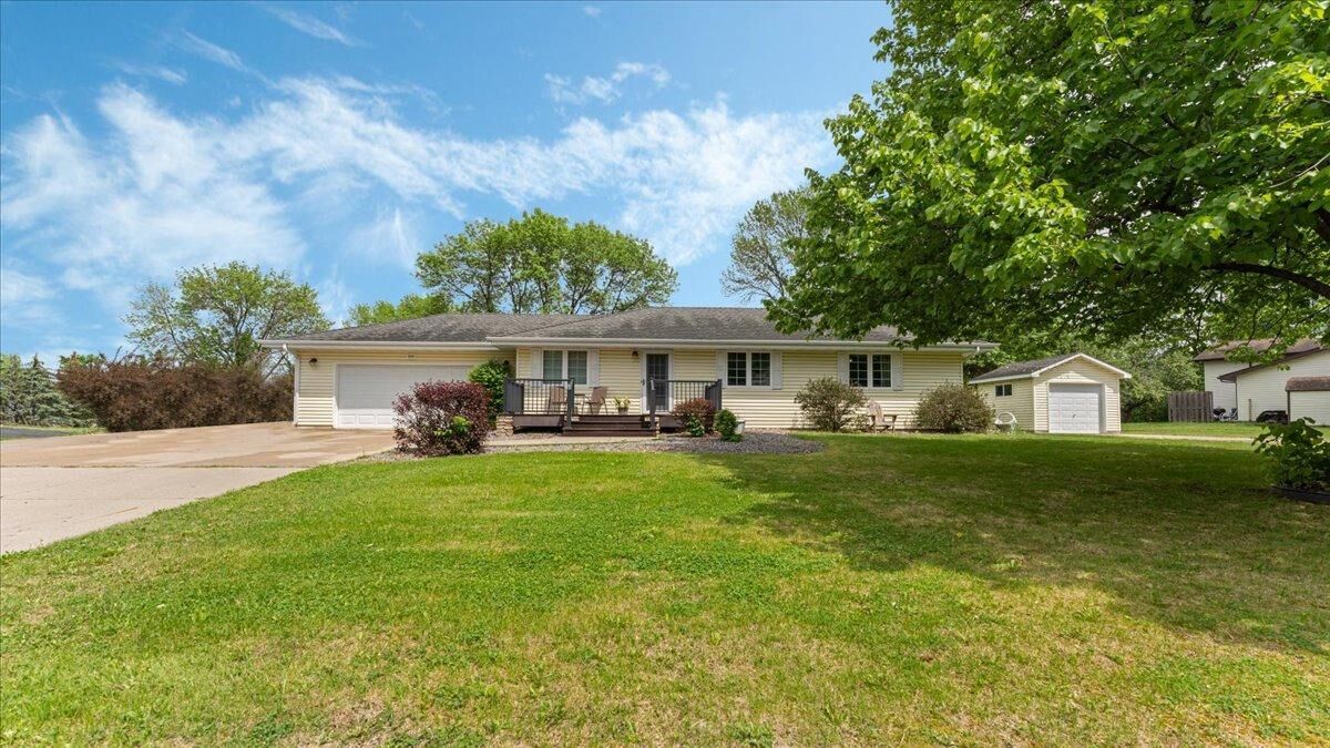 Property Photo:  3608 Trista Court  MN 55375 